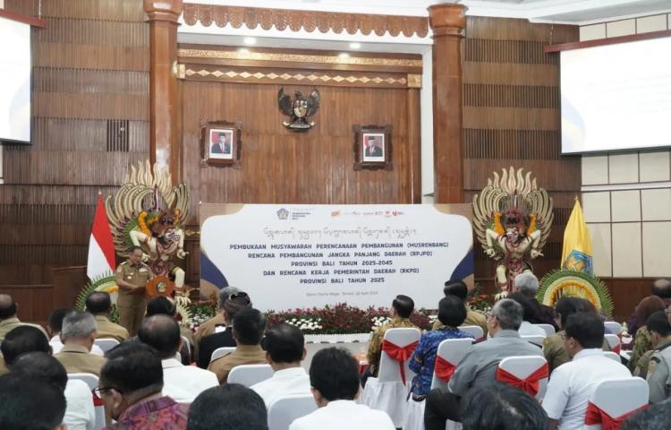 Wabup Artha Dipa Hadiri Musrenbang Provinsi Bali Tahun 2025-2045